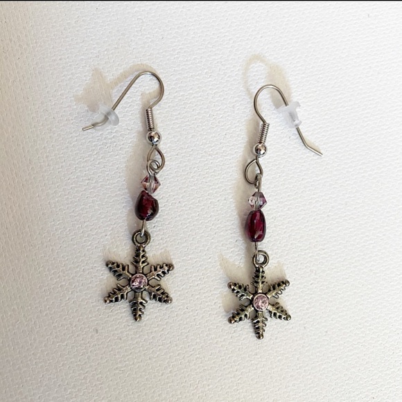Delicate Snowflake and Bead Dangling Earrings - Picture 1 of 1